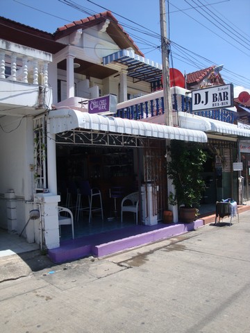 Chill Chill Bar