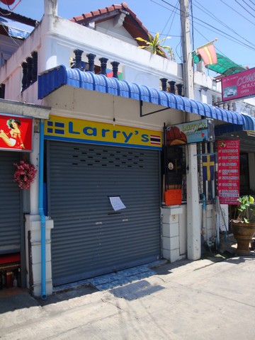 Larry's Sports Bar