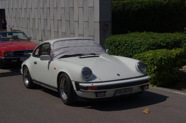 This 911 is owned by an Aussie bloke, but he bought it in Thailand.