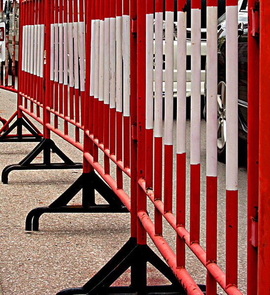 barrier_4038-8k.jpg