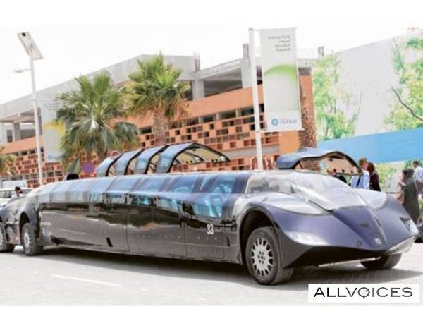 78060102-super-bus.jpg