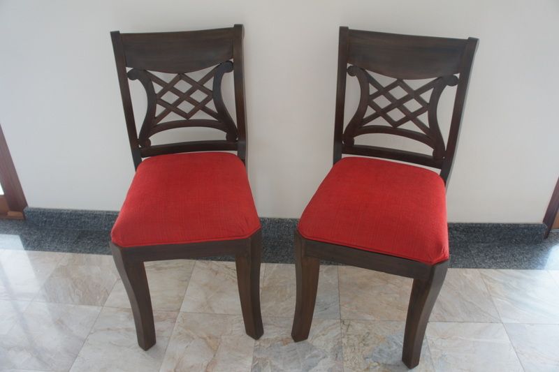 Dining Chairs x6.JPG