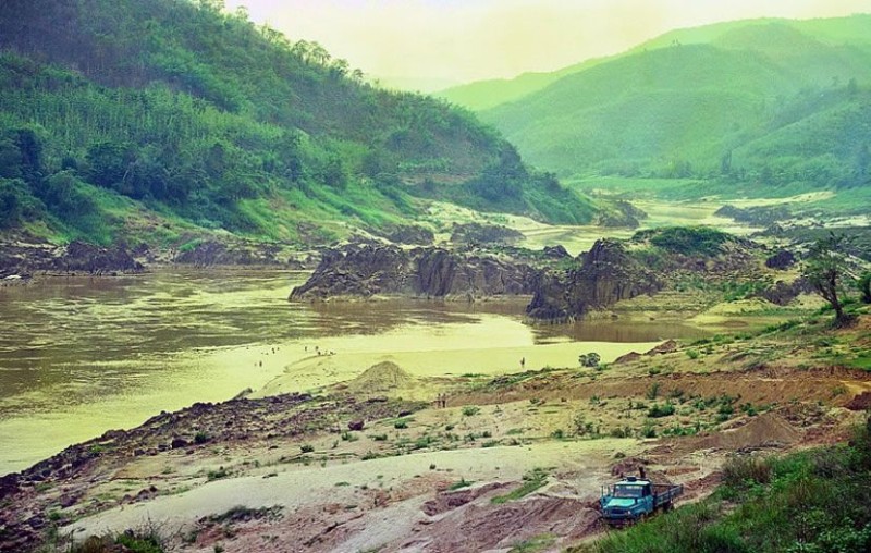 laos2.jpg