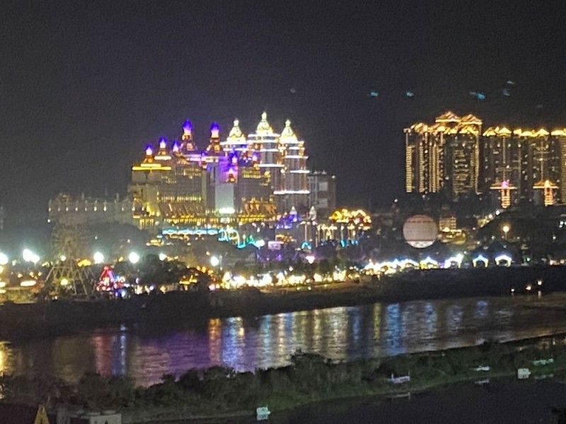 Night view from balcony 1.jpg