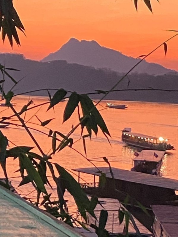 mekong evening 5.jpg