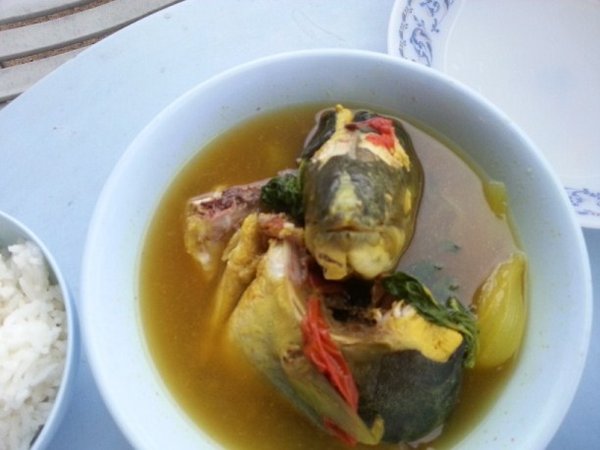 Nangs fish soup (1) (816 x 612) (612 x 459).jpg