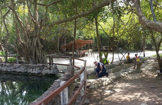 Nong Ya Plong Hotsprings