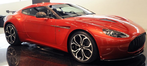 Aston Martin V12 Zagato(2).jpg